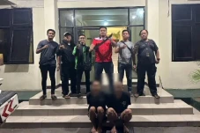 Usai Kencani Wanita...