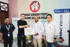 Dapat Bantuan dari MNC...