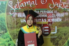 Anak Tukang Sayur Ini...