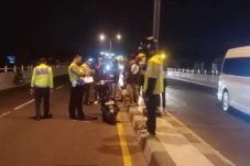 Tragis Pemotor Tabrak...