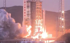 China Luncurkan Sepasang...
