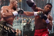 Anthony Joshua vs Francis...