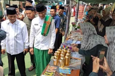 Kunjungi Ponpes Fadhlul...