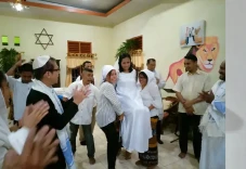 Kisah Yahudi Indonesia:...