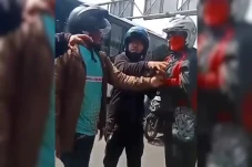Hendak Melerai Keributan,...