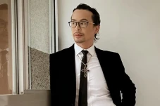 Dave Hendrik Tidak Trauma...