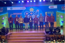 Untar Jadi Tuan Rumah...