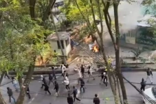 Mencekam! 2 Kelompok...