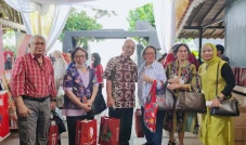 Warga Rantau Sambut...