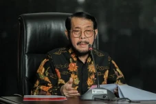 Dicopot dari Ketua MK,...