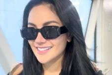 Nikita Mirzani Liburan...