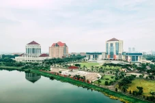 20 Perguruan Tinggi...