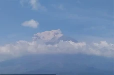 Gunung Semeru Erupsi,...