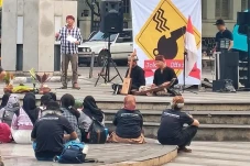 Kritik Putusan MK, Forum...