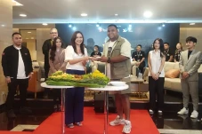 Trending Star Gelar...