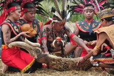 6 Suku di Indonesia...