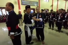 Membanggakan, Caleg...