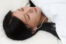 Earphone ala Jepang,...