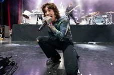 Oliver Sykes Ungkap...