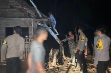 36 Rumah Rusak Disapu...