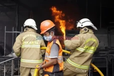 Rumah Sakit Omni Kebakaran,...