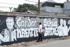 Relawan GUS Eratkan...