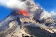 Gunung Berapi di Islandia...