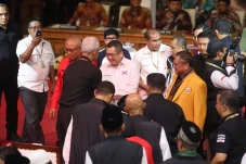 Kompak, Ketum Parpol...