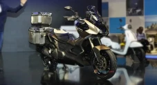 Bertampang Sangar, Kymco...