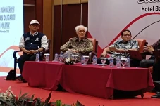 Romo Magnis Suseno Sudah...