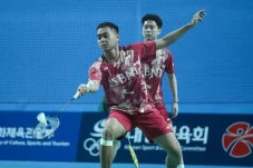 Vito Digebuk Kento Momota,...
