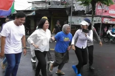 Meriahkan Uang Kaget...