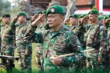 Kena Mutasi, Jenderal...