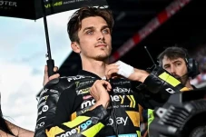 Luca Marini Selangkah...