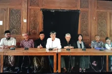 Sowan ke Gus Mus, Tokoh...