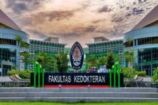 Biaya Kuliah Dokter...