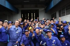 Dikunjungi Ganjar Pranowo,...