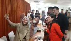Hadiri Cobek Kreatif...