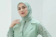 Irish Bella Mulai Bersih-Bersih...