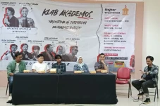 Syarat Batas Usia Capres-Cawapres...