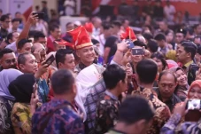2 Komitmen Ganjar-Mahfud...