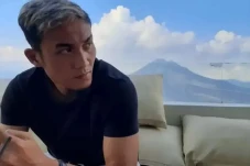 Sosok Jeny Amanda, Wanita...