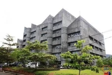 Pilih Kampus Negeri...
