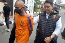 Bejat! Guru SD di Karawang...