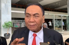 Bambang Pacul Jawab...
