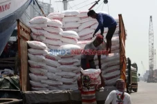 Harga Gula Global Naik,...