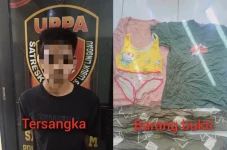 Buron 5 Bulan, Remaja...