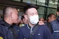Kabur lewat Bali, Ini...