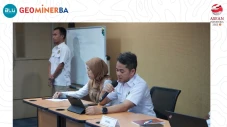 Jelang Akhir Tahun,...