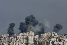 Israel Bangkrut, Perang...